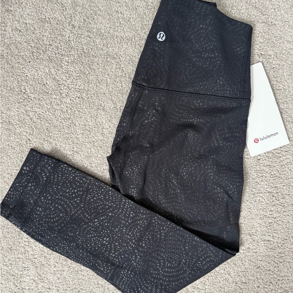 lululemon athletica Pants - Lululemon Align HR crop 21” black emboss